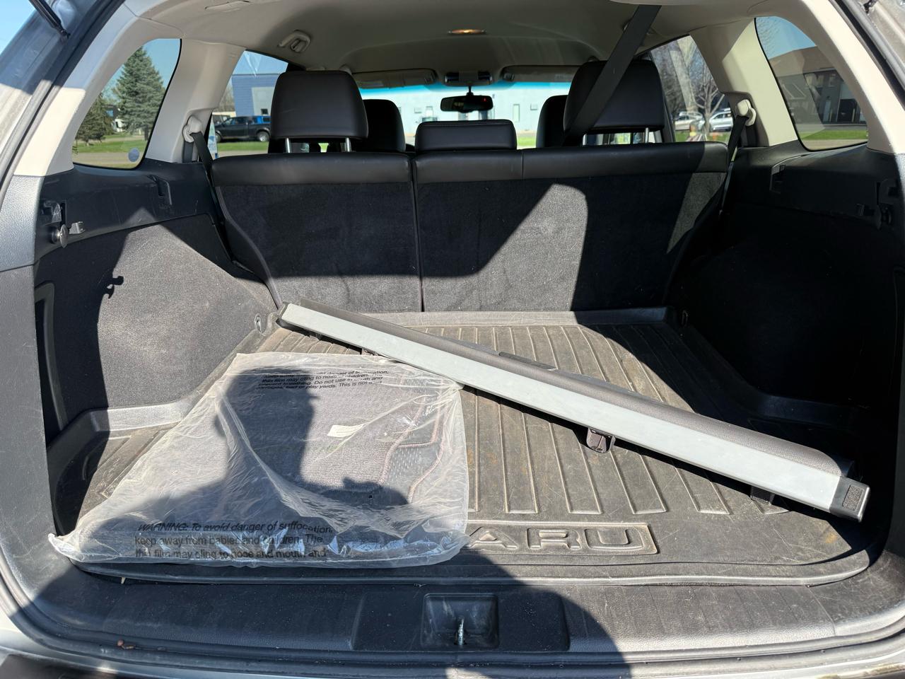 Subaru Outback 3.6R Limited 2011