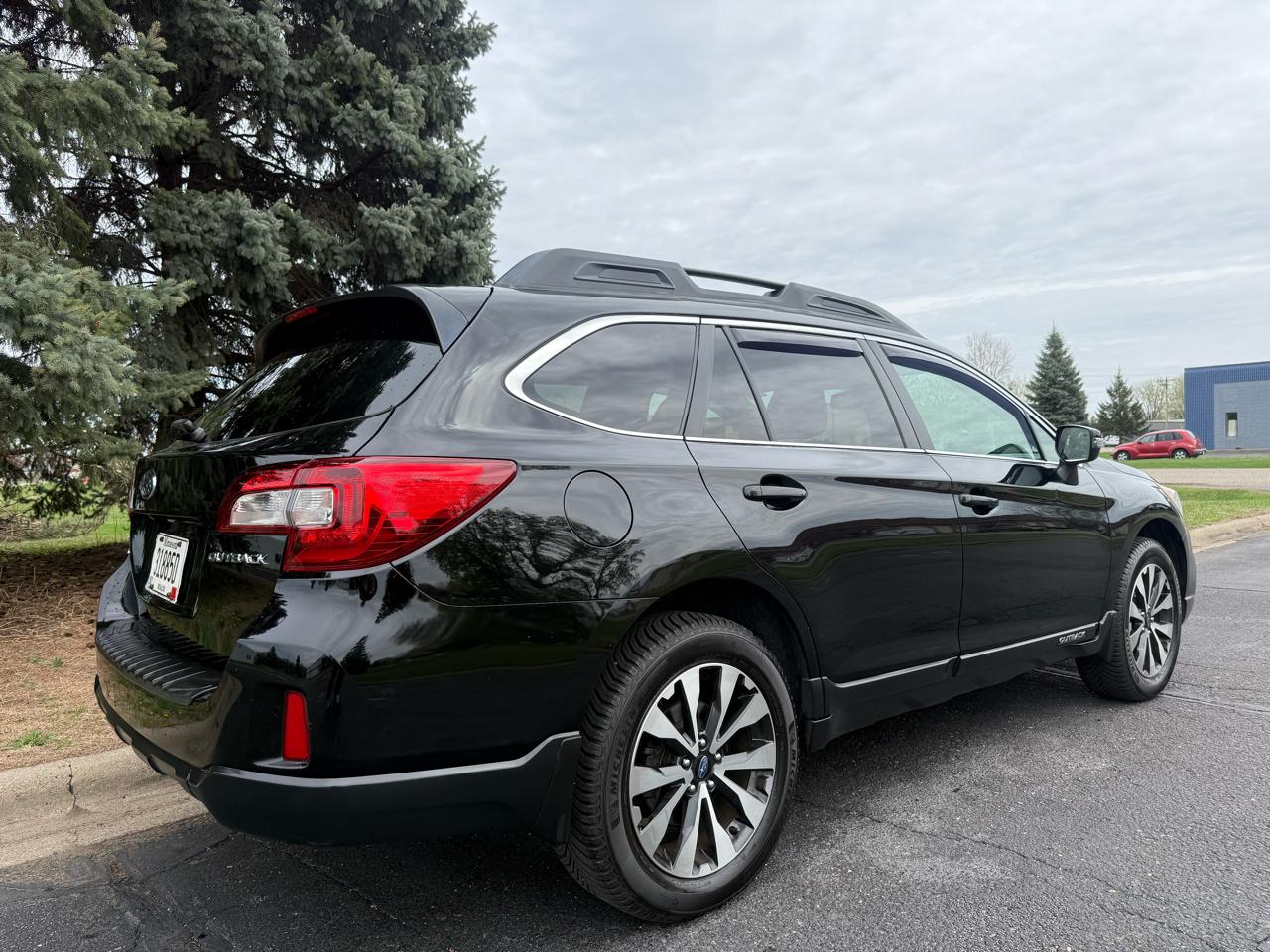 Subaru Outback 2.5i Limited 2015