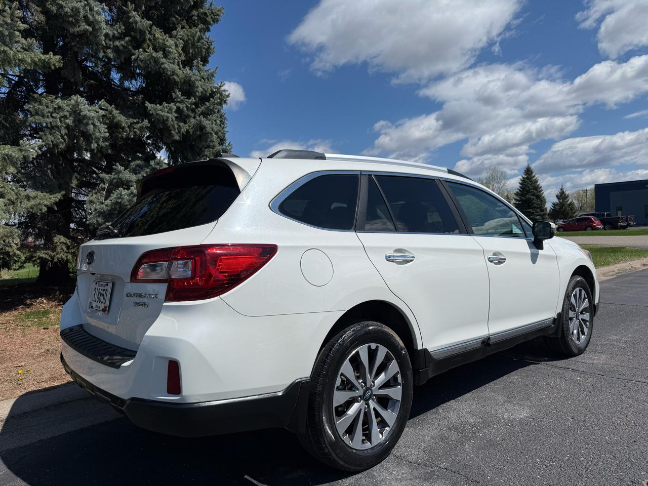 Subaru Outback 3.6R Touring 2017