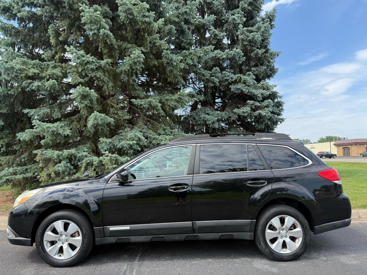 Subaru Outback 3.6R Limited 2011