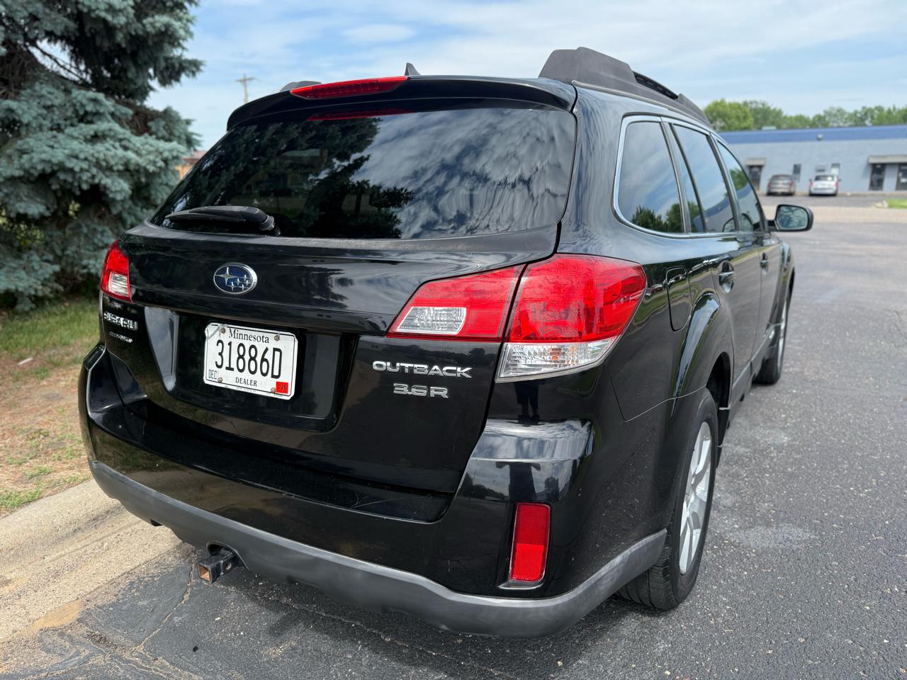 Subaru Outback 3.6R Limited 2011