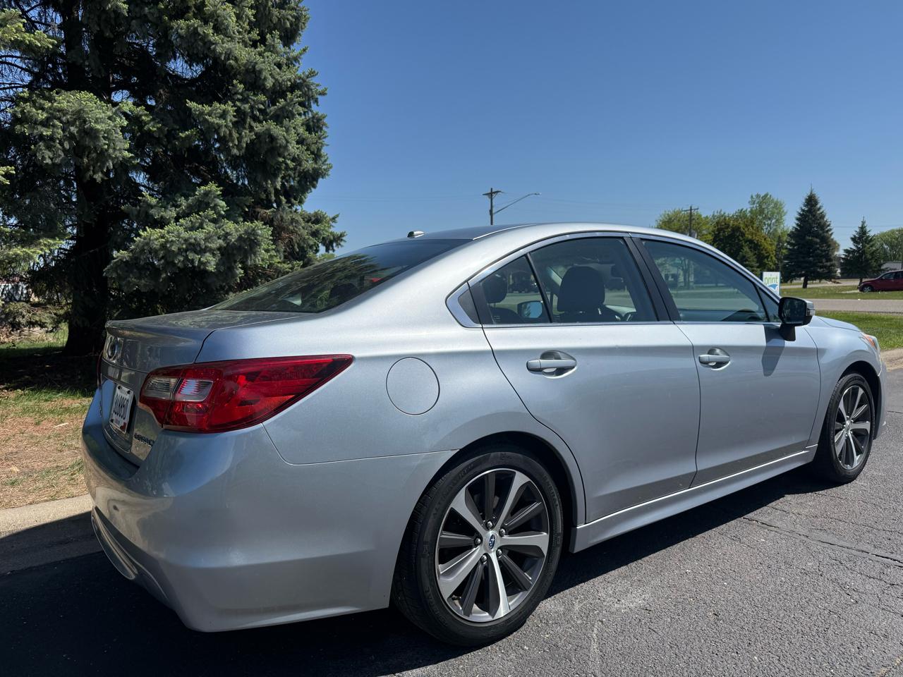 Subaru Legacy 2.5i Limited 2015