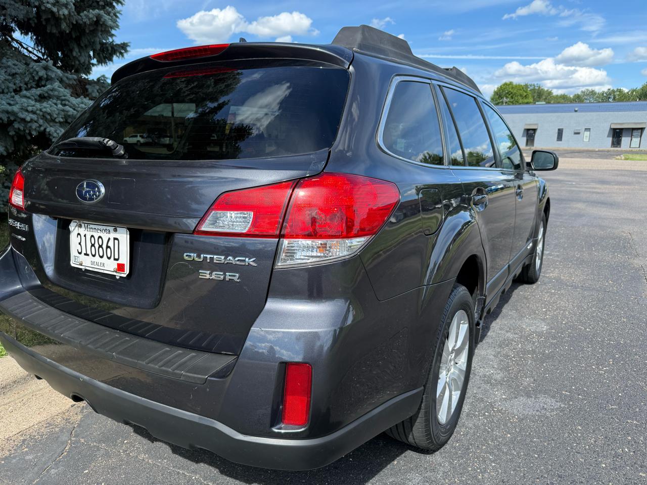 Subaru Outback 3.6R Limited 2011