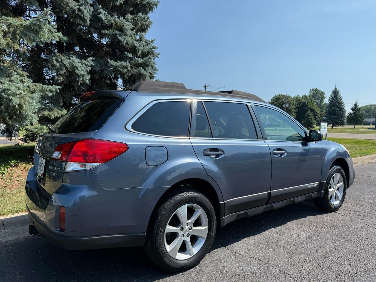 Subaru Outback 3.6R Limited 2013