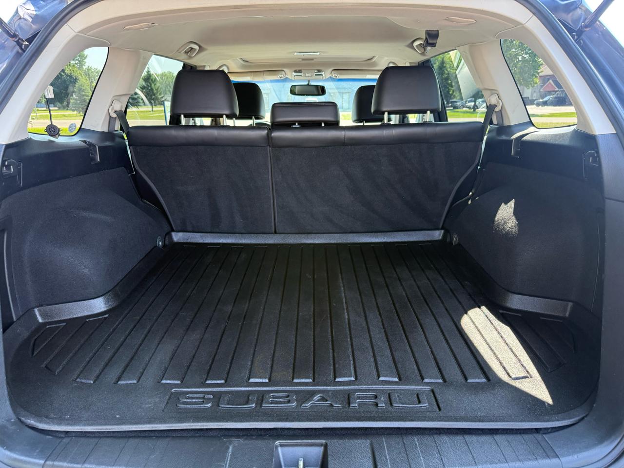 Subaru Outback 3.6R Limited 2013