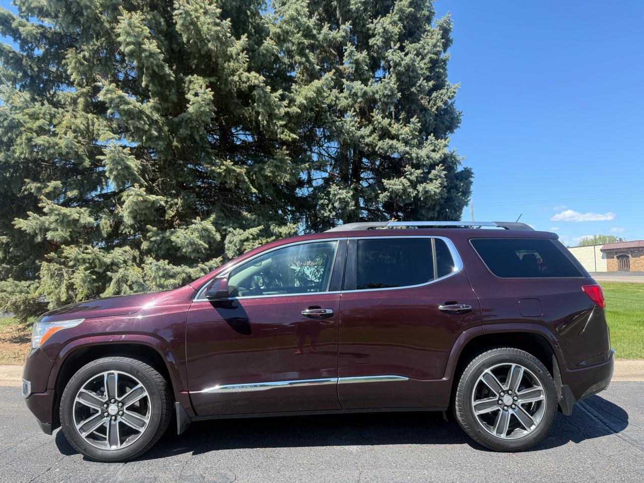 GMC Acadia Denali AWD 2017