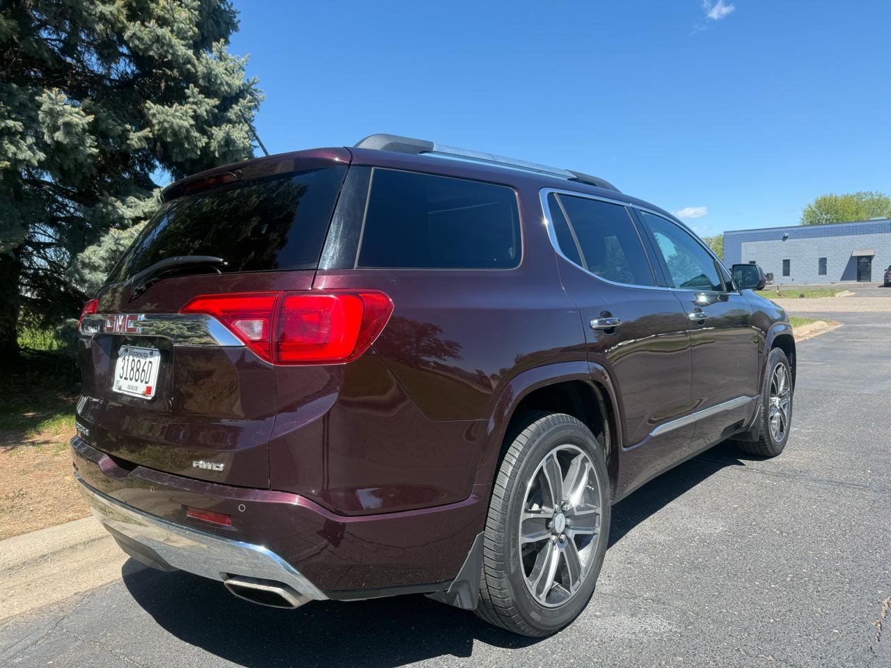 GMC Acadia Denali AWD 2017