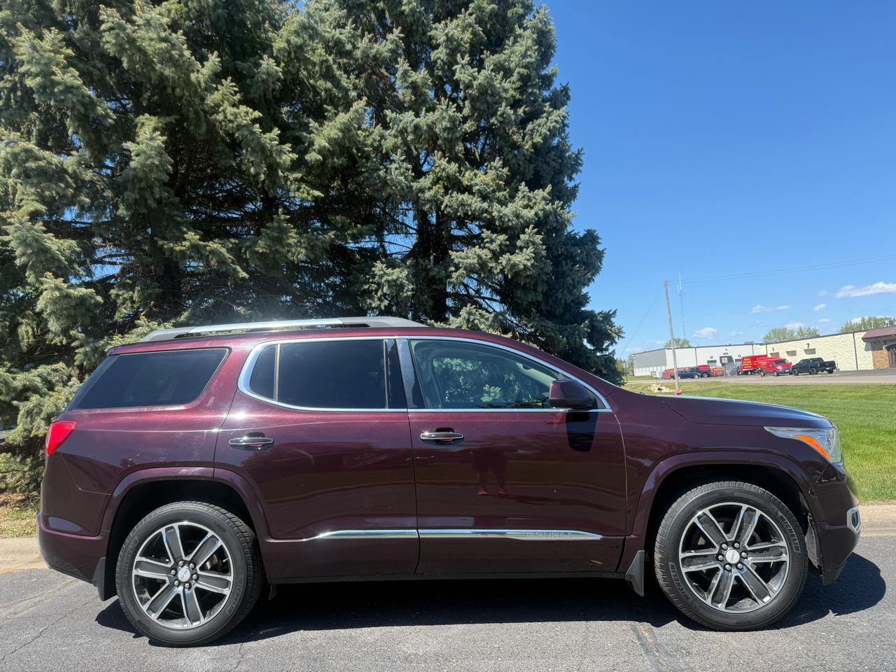 GMC Acadia Denali AWD 2017