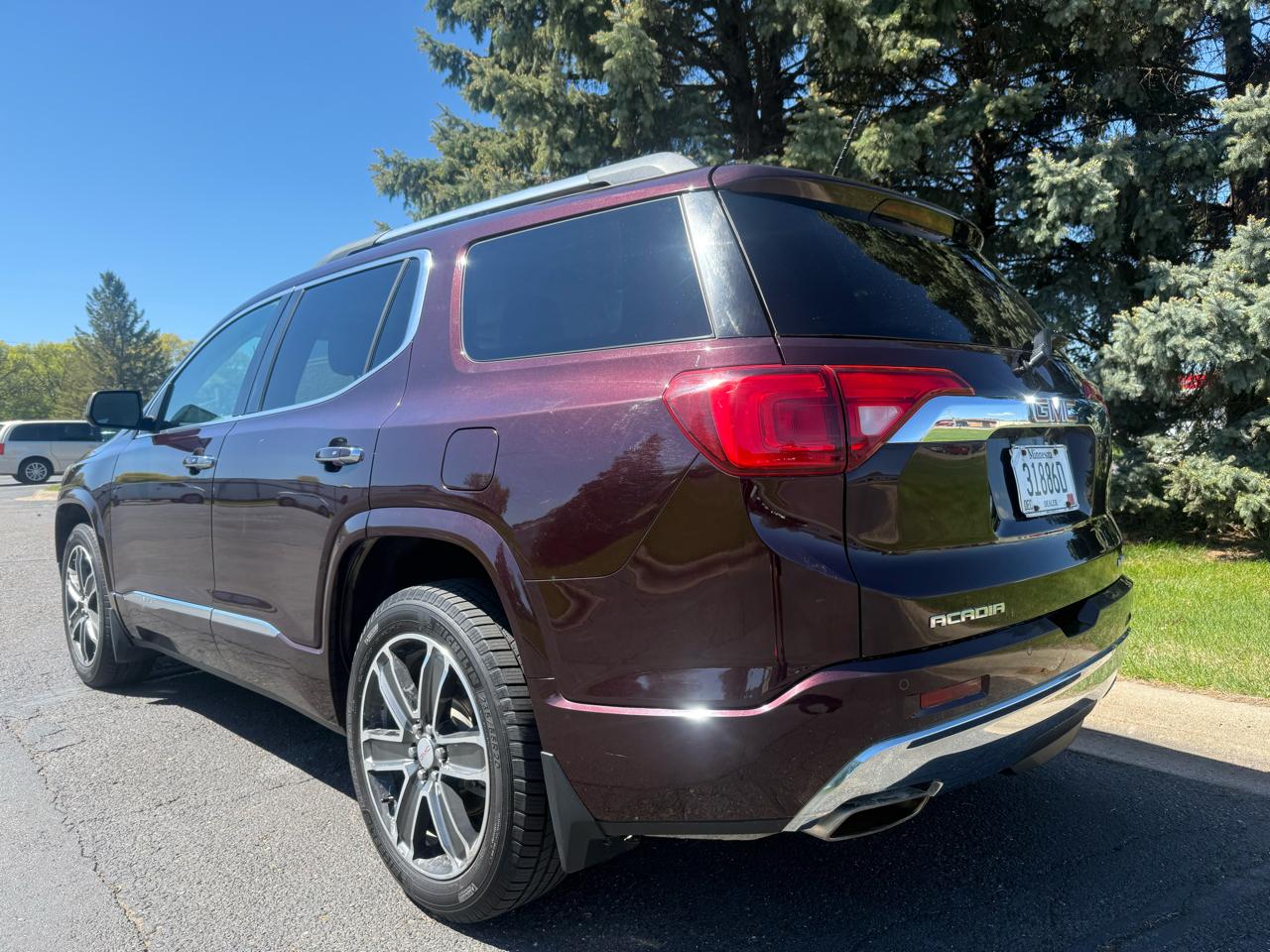 GMC Acadia Denali AWD 2017