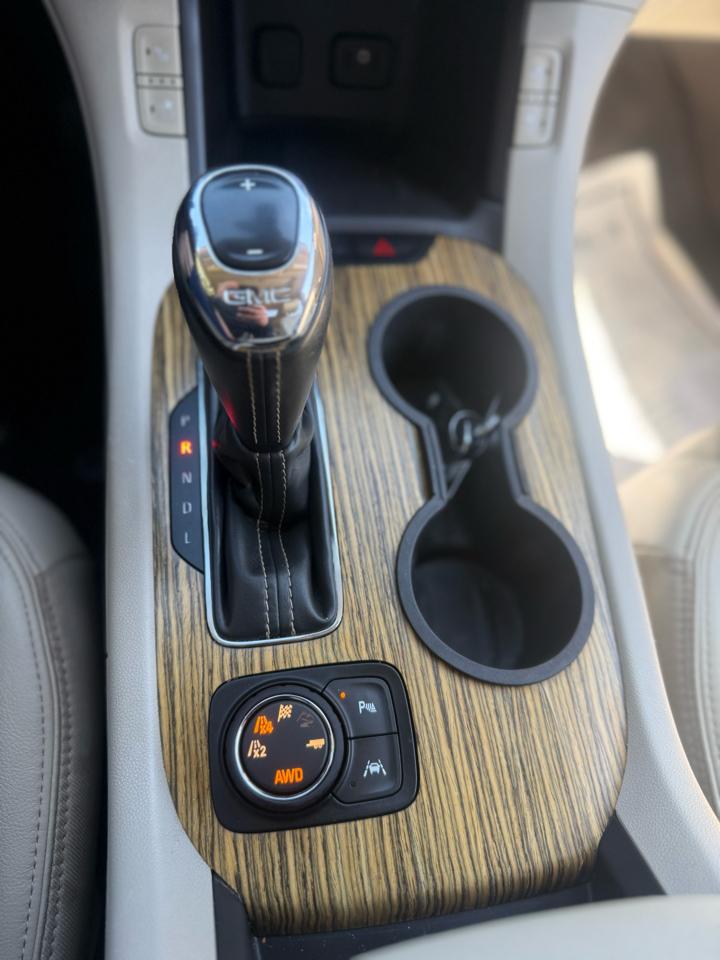 GMC Acadia Denali AWD 2017