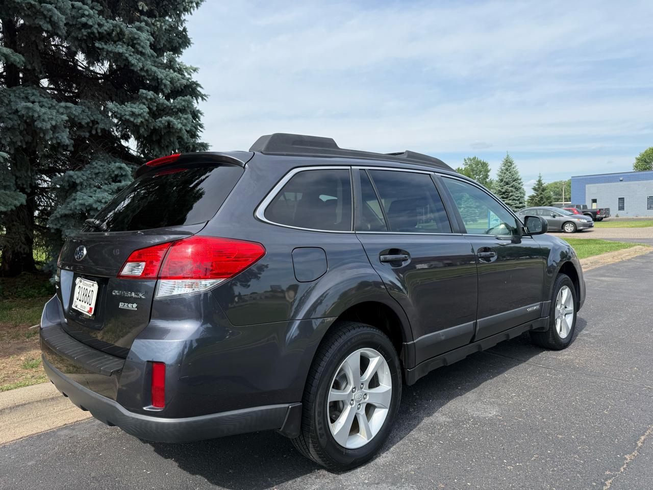 Subaru Outback 2.5i Premium 2013