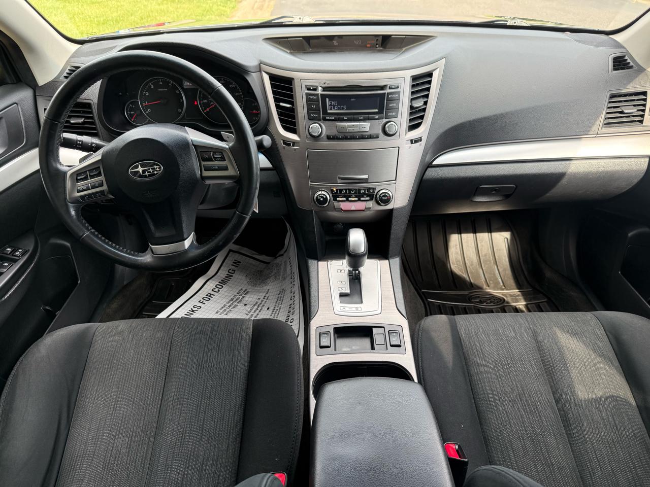 Subaru Outback 2.5i Premium 2013