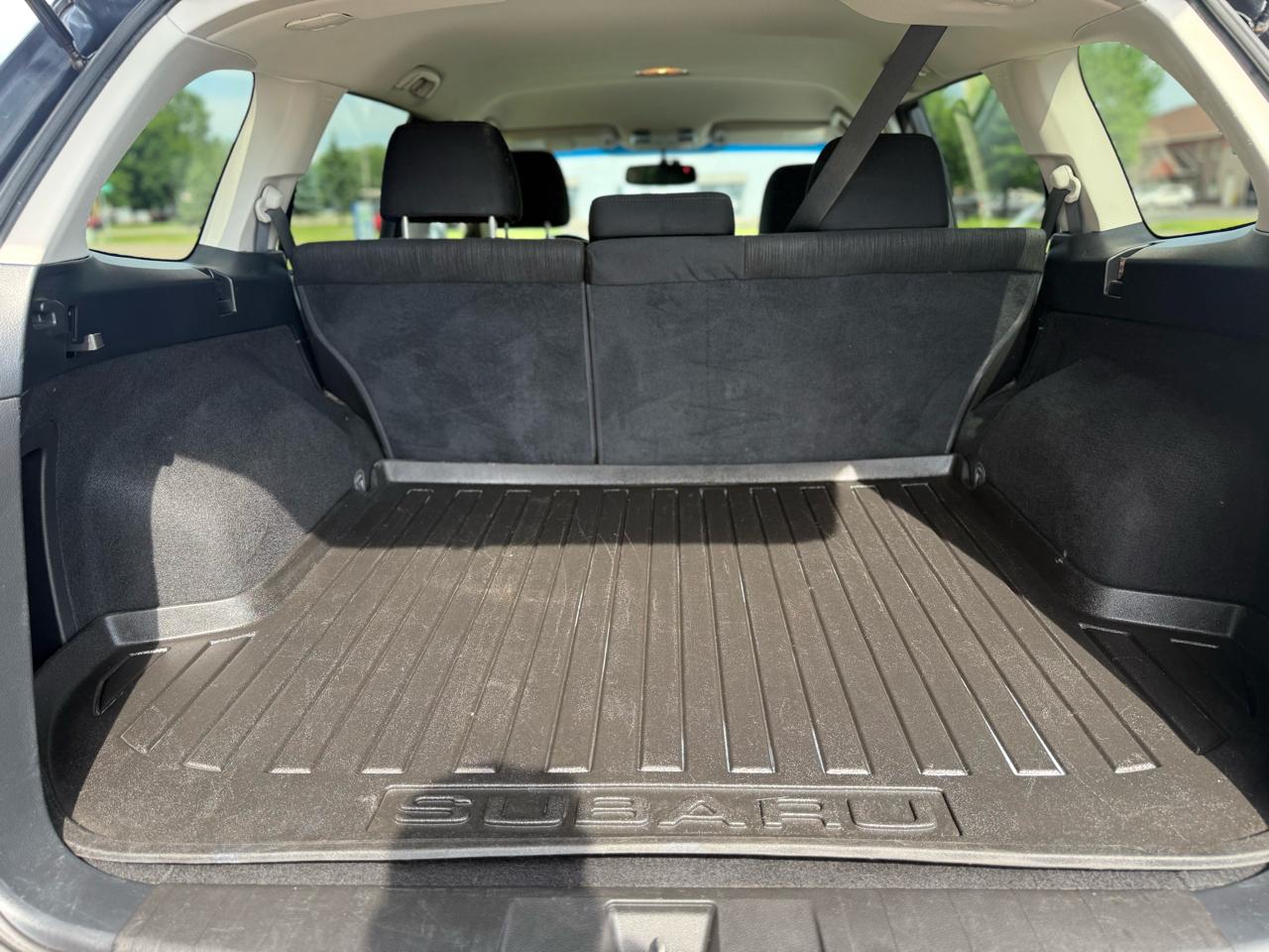 Subaru Outback 2.5i Premium 2013