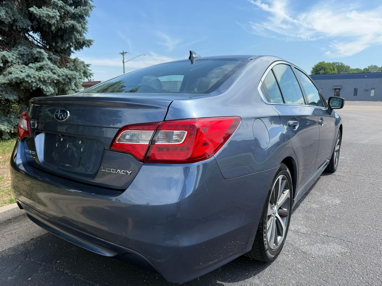 Subaru Legacy 2.5i Limited 2016