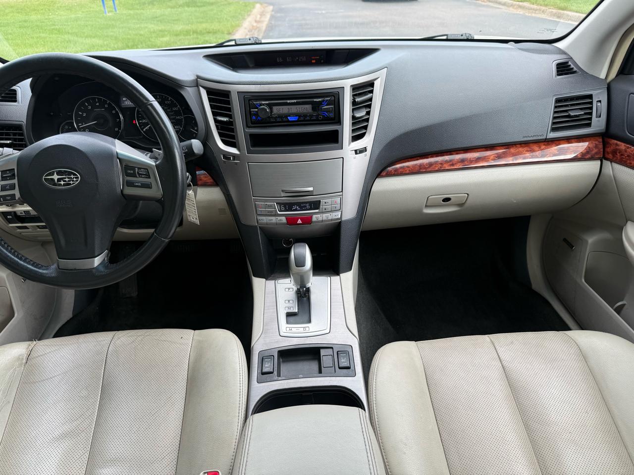 Subaru Outback 3.6R Limited 2012