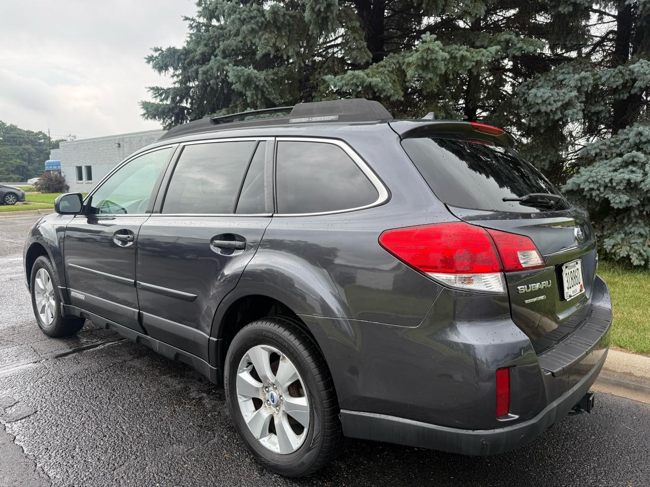 Subaru Outback 3.6R Limited 2011