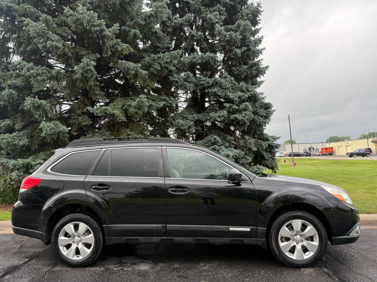 Subaru Outback 3.6R Limited 2011