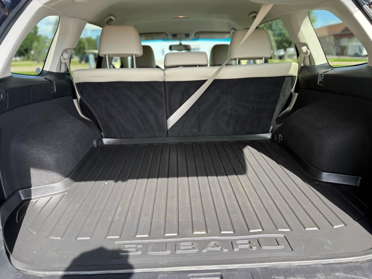 Subaru Outback 3.6R Limited 2011
