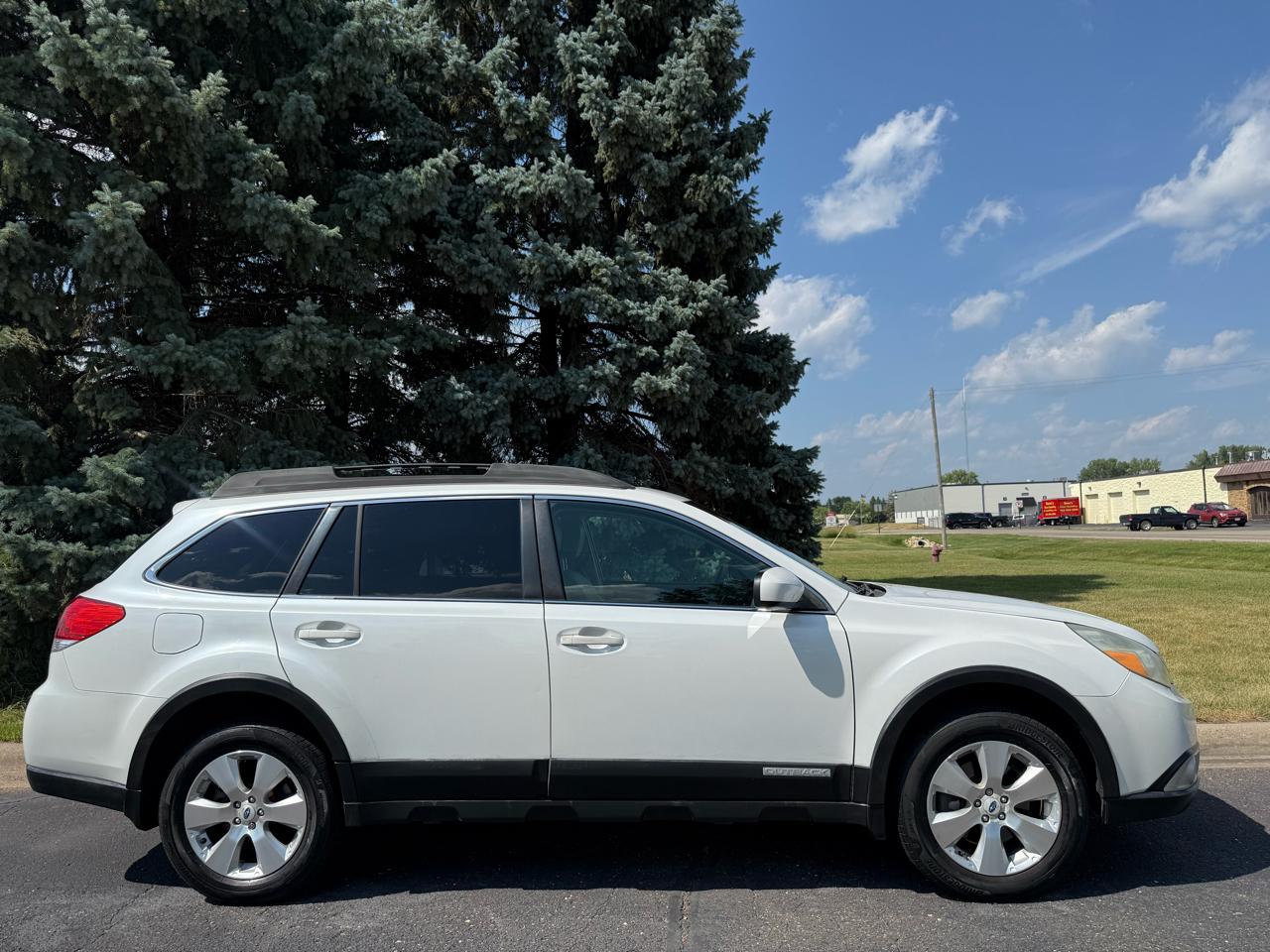 Subaru Outback 3.6R Limited 2011