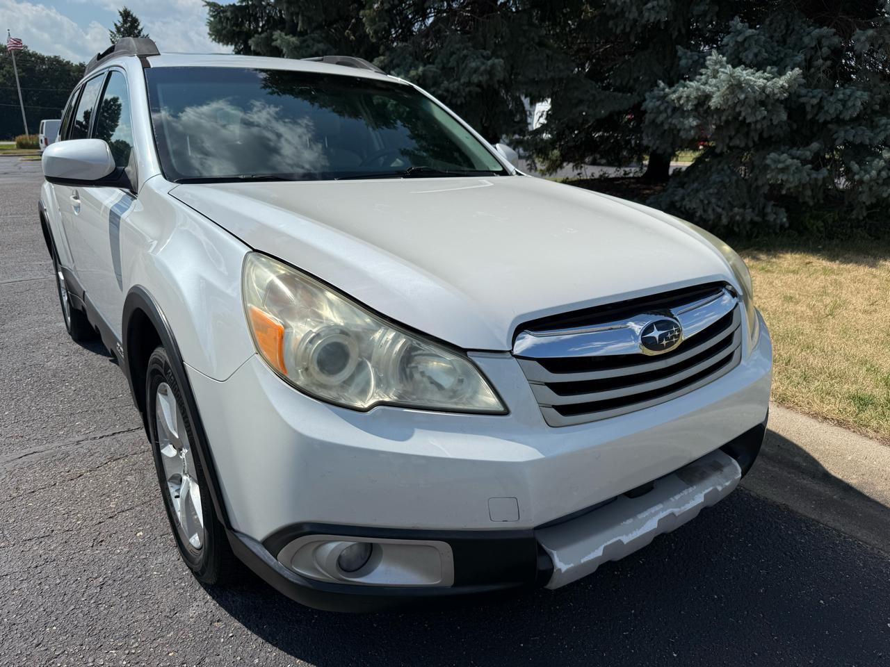 Subaru Outback 3.6R Limited 2011