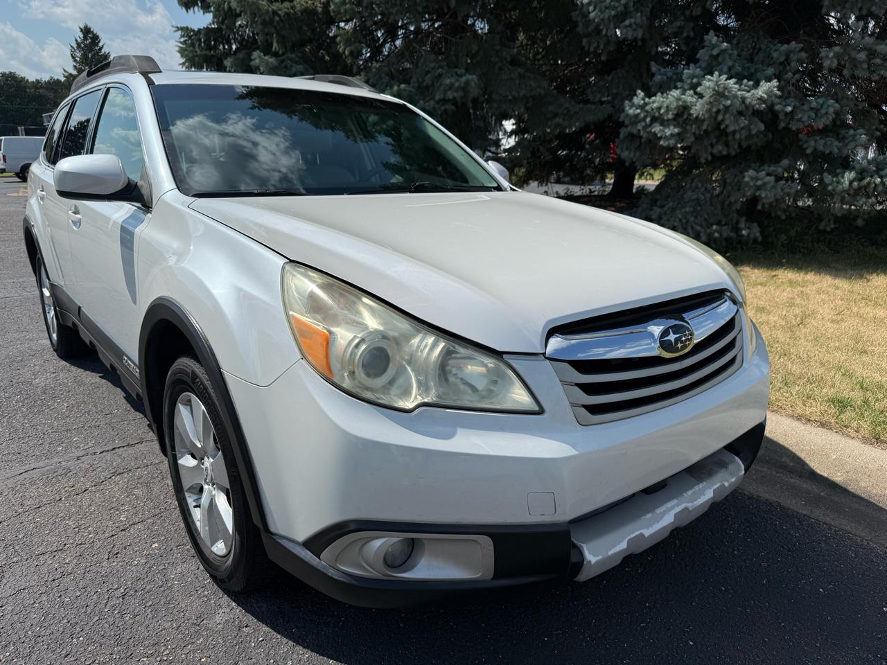 Subaru Outback 3.6R Limited 2011