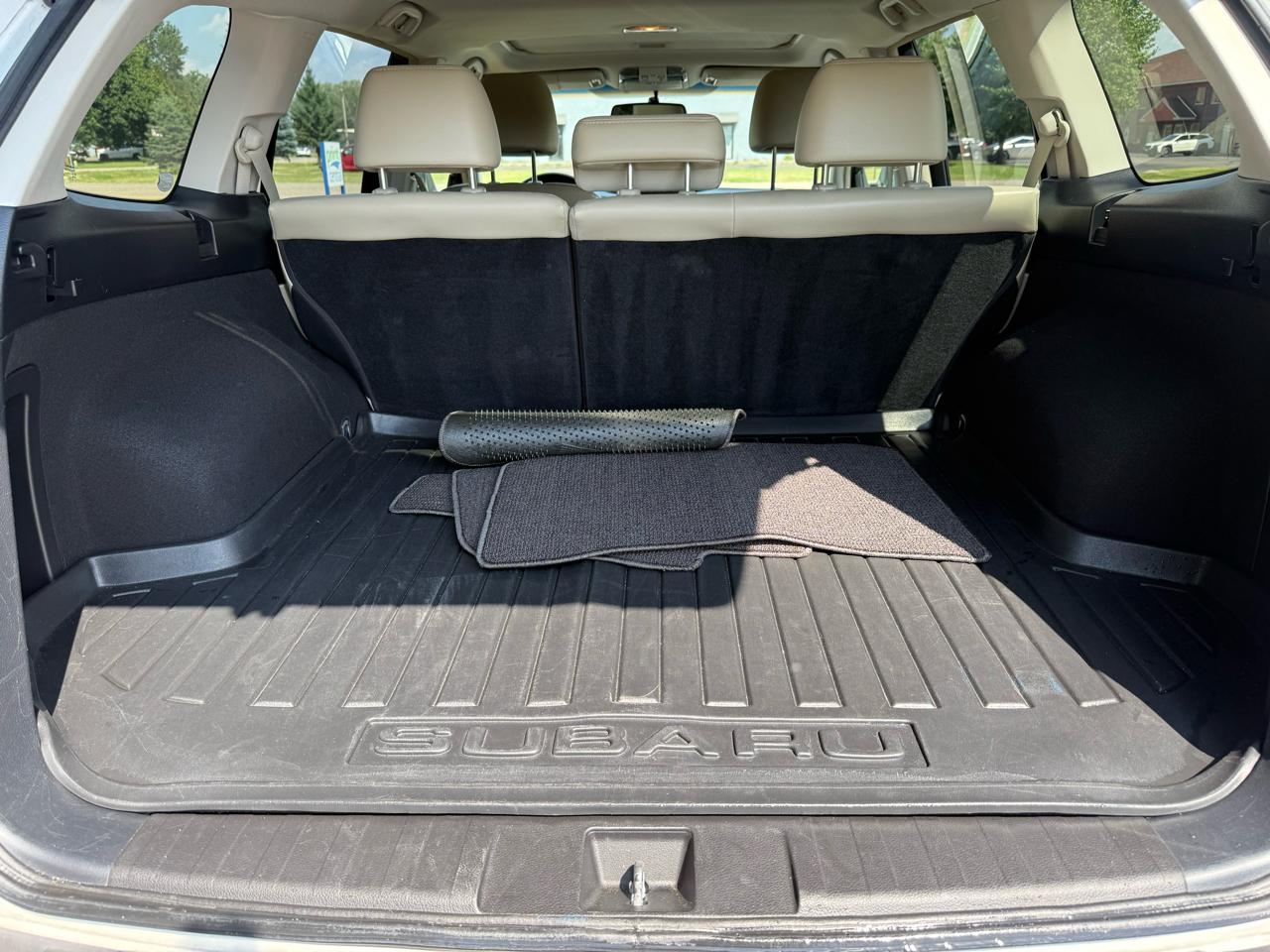 Subaru Outback 3.6R Limited 2011