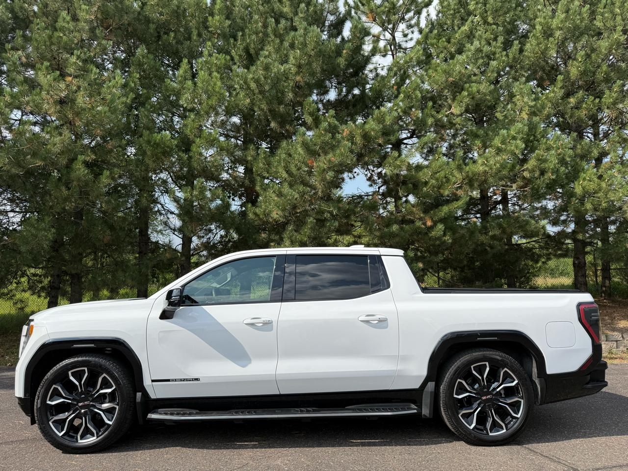 Chevrolet Silverado EV Denali 24 2026