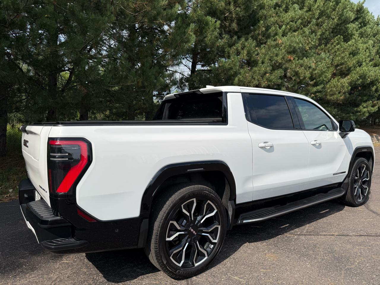 Chevrolet Silverado EV Denali 24 2026