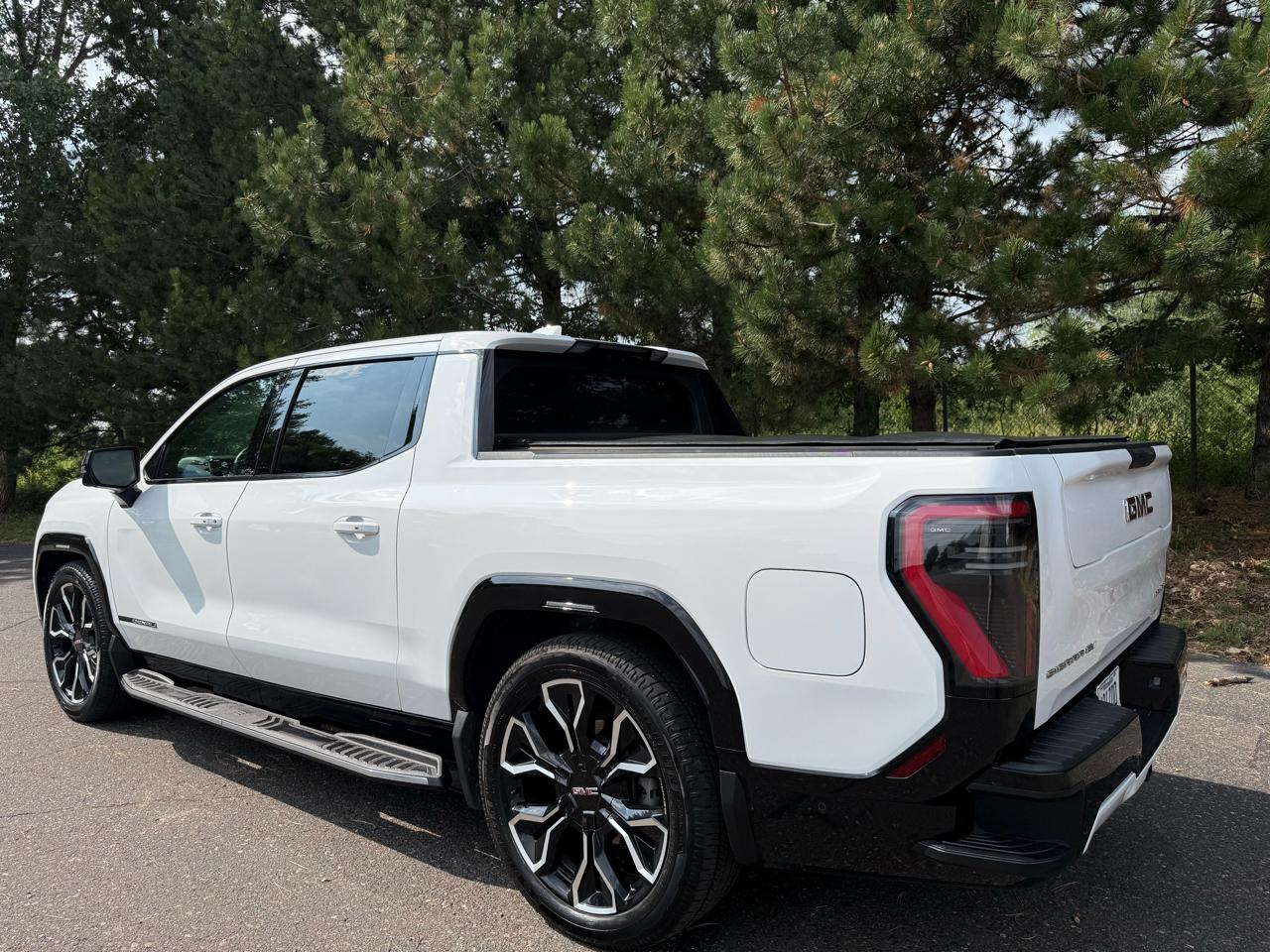 Chevrolet Silverado EV Denali 24 2026