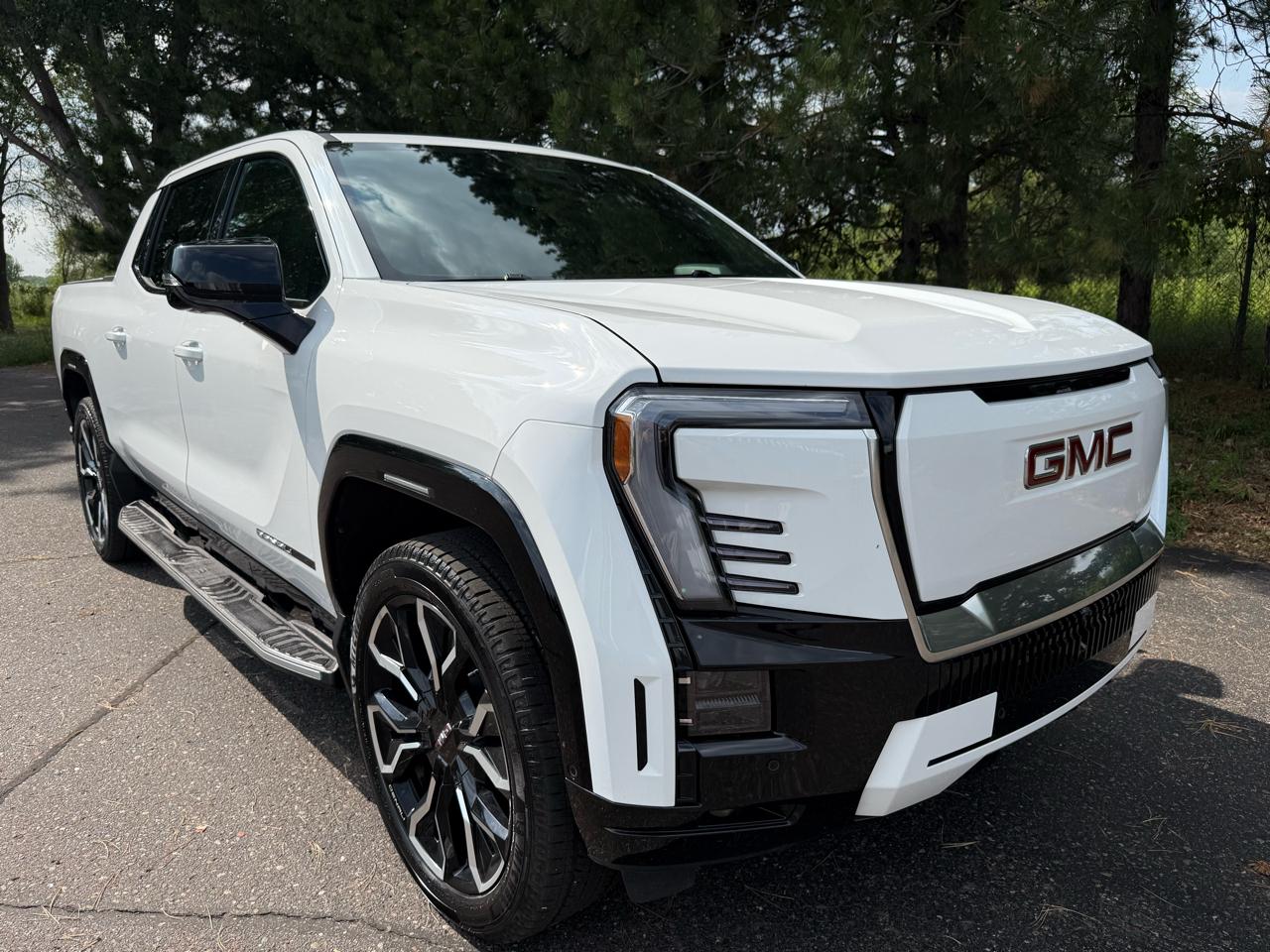 Chevrolet Silverado EV Denali 24 2026