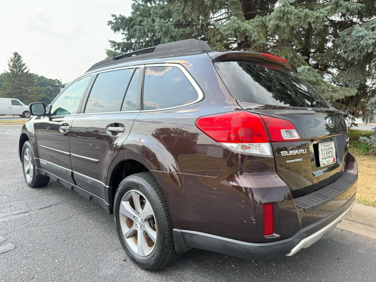 Subaru Outback 3.6R Limited 2013