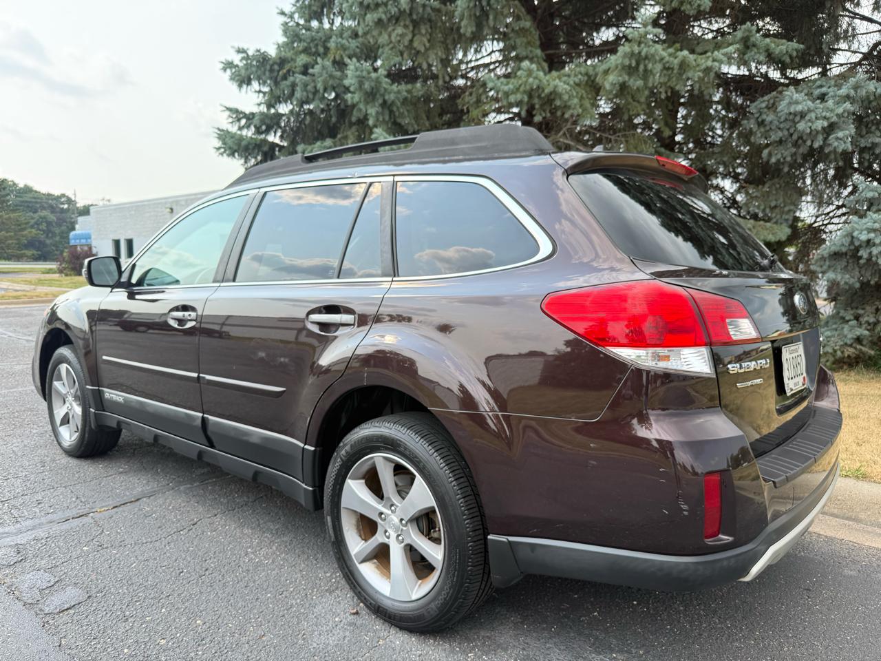 Subaru Outback 3.6R Limited 2013