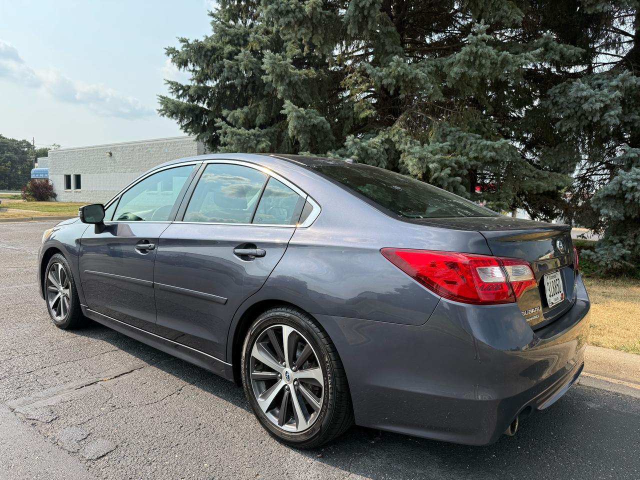 Subaru Legacy 2.5i Limited 2015