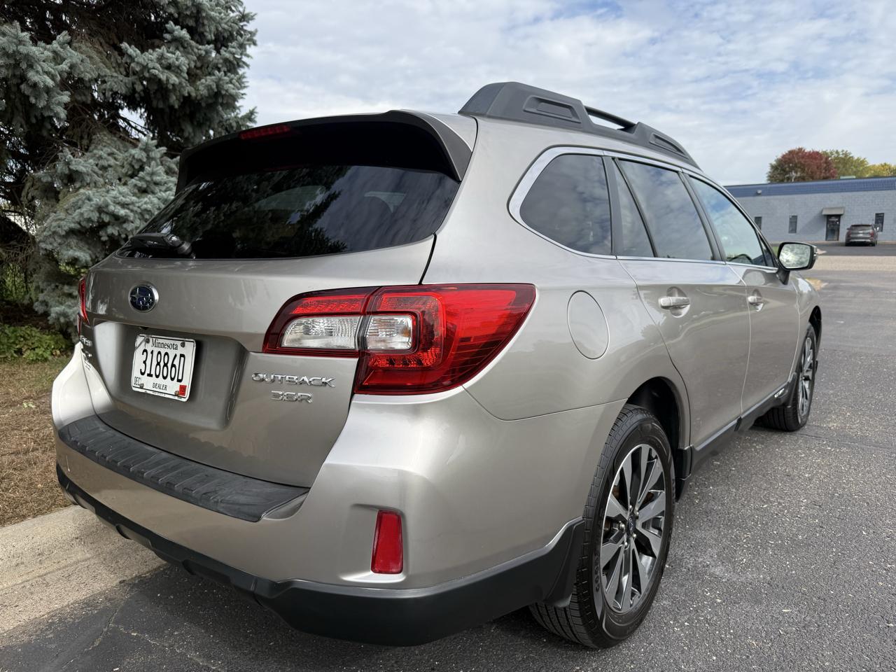 Subaru Outback 3.6R Limited 2015
