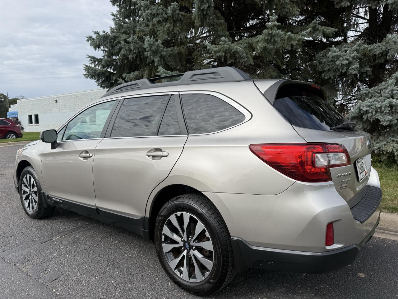 Subaru Outback 3.6R Limited 2015