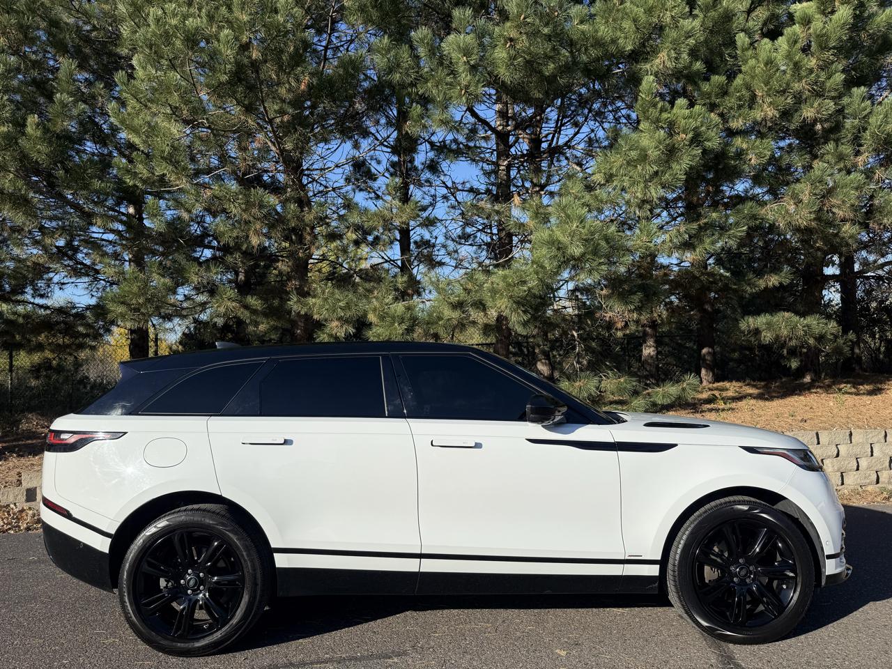 Land Rover Range Rover Velar R-Dynamic S 2021