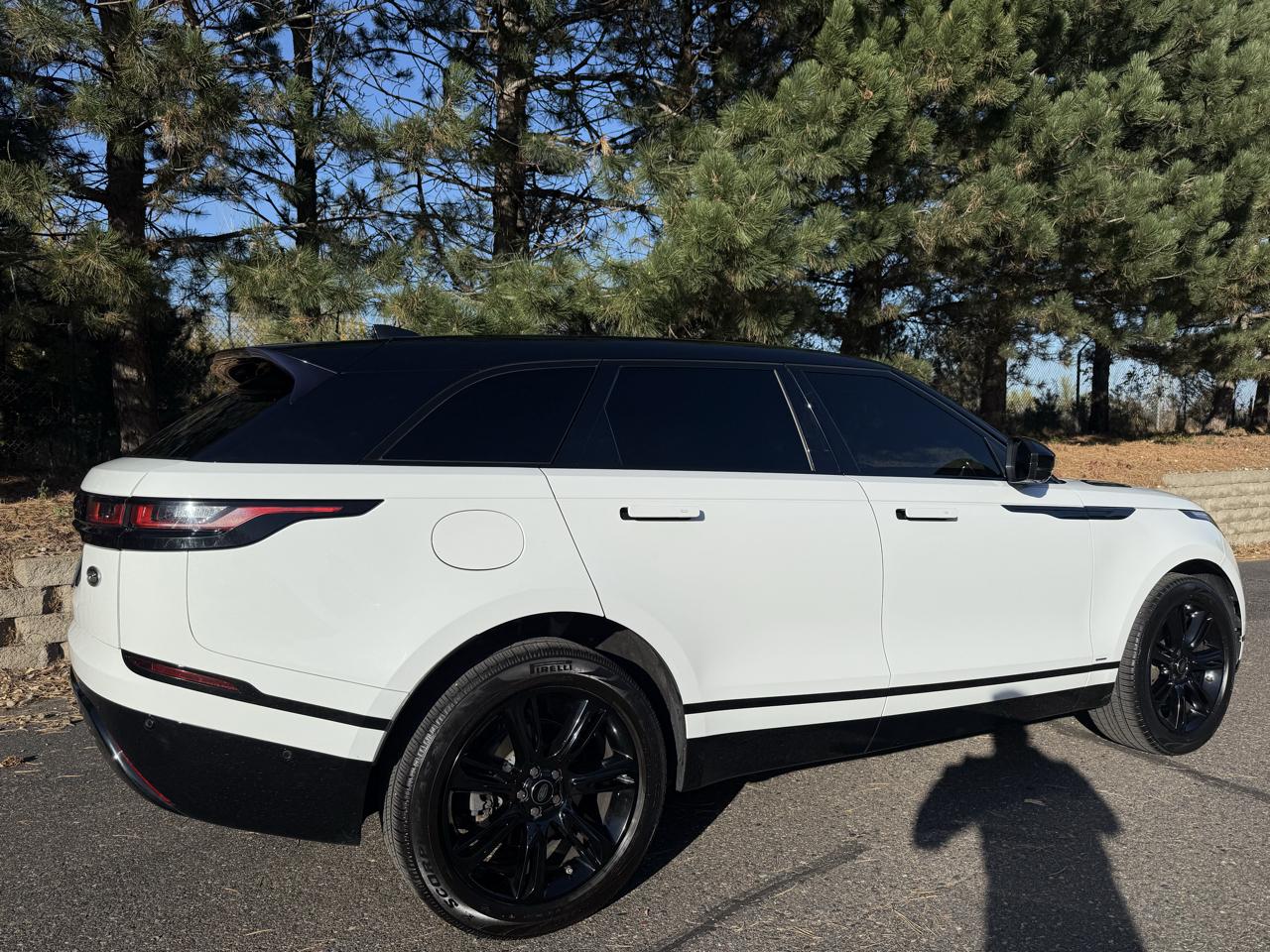 Land Rover Range Rover Velar R-Dynamic S 2021