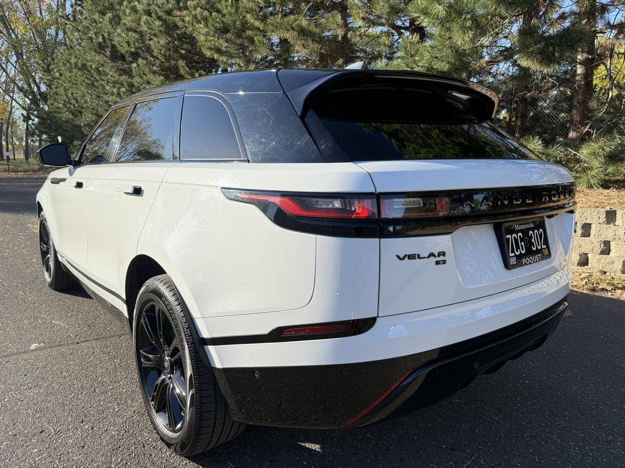 Land Rover Range Rover Velar R-Dynamic S 2021