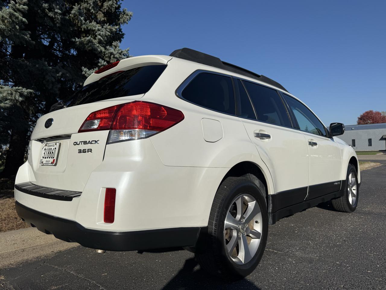 Subaru Outback 3.6R Limited 2013