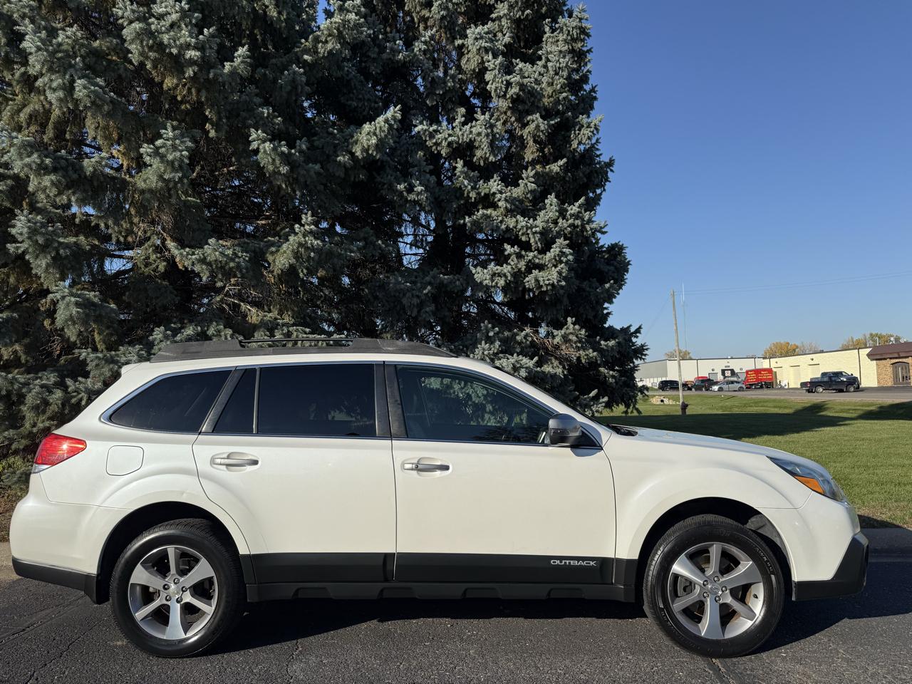 Subaru Outback 3.6R Limited 2013