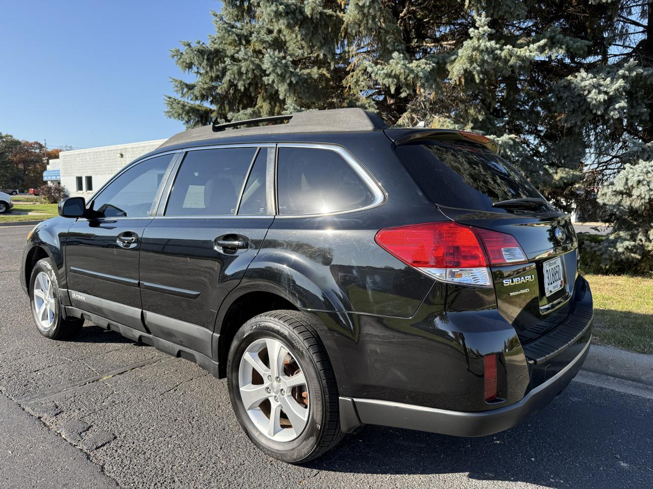 Subaru Outback 3.6R Limited 2013