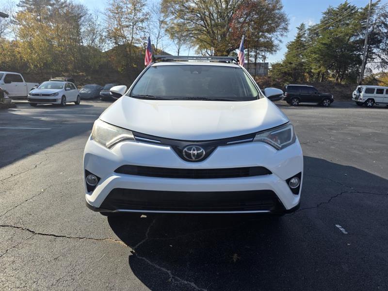 2018 Toyota RAV4 XLE FWD
