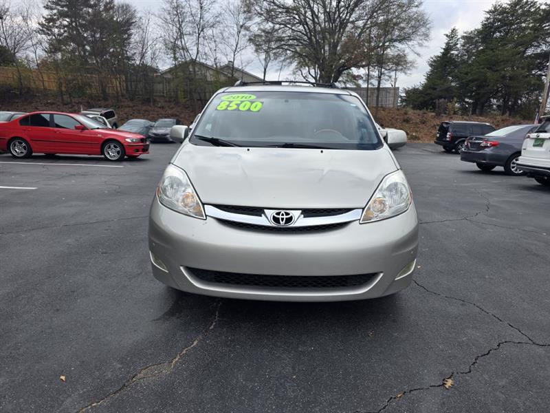 2010 Toyota Sienna XLE FWD
