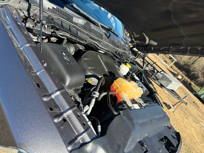 RAM 1500 Laramie Crew Cab SWB 4WD 2018