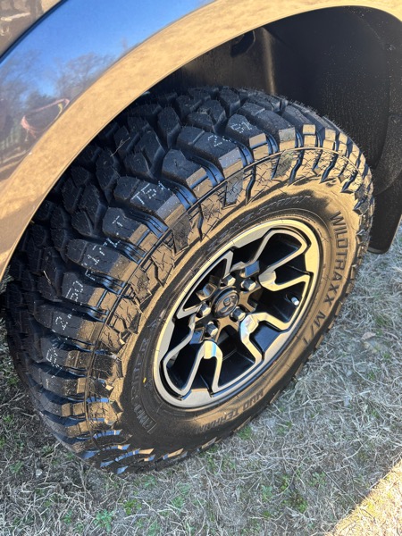 RAM 1500 Laramie Crew Cab SWB 4WD 2018