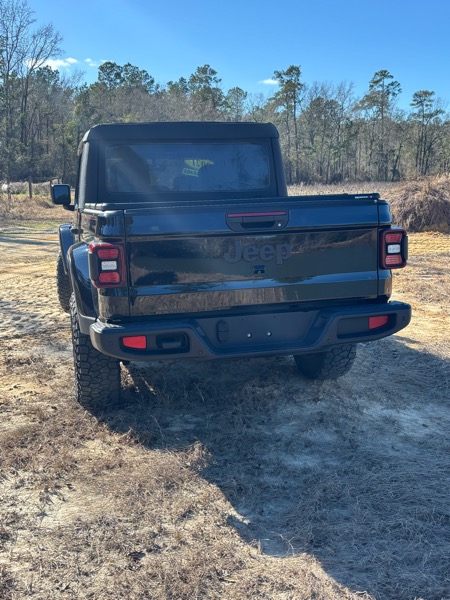 Jeep Gladiator Sport 2021