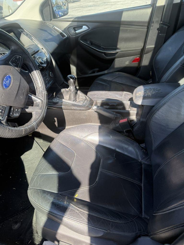 Ford Focus Titanium Sedan 2015