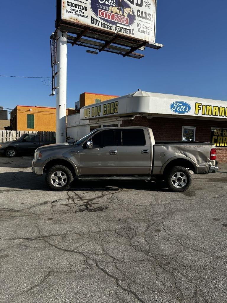 Ford F-150 XLT SuperCrew 4WD 2004