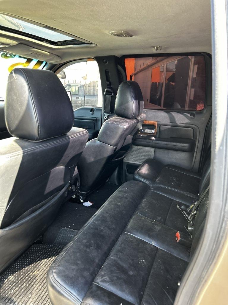 Ford F-150 XLT SuperCrew 4WD 2004