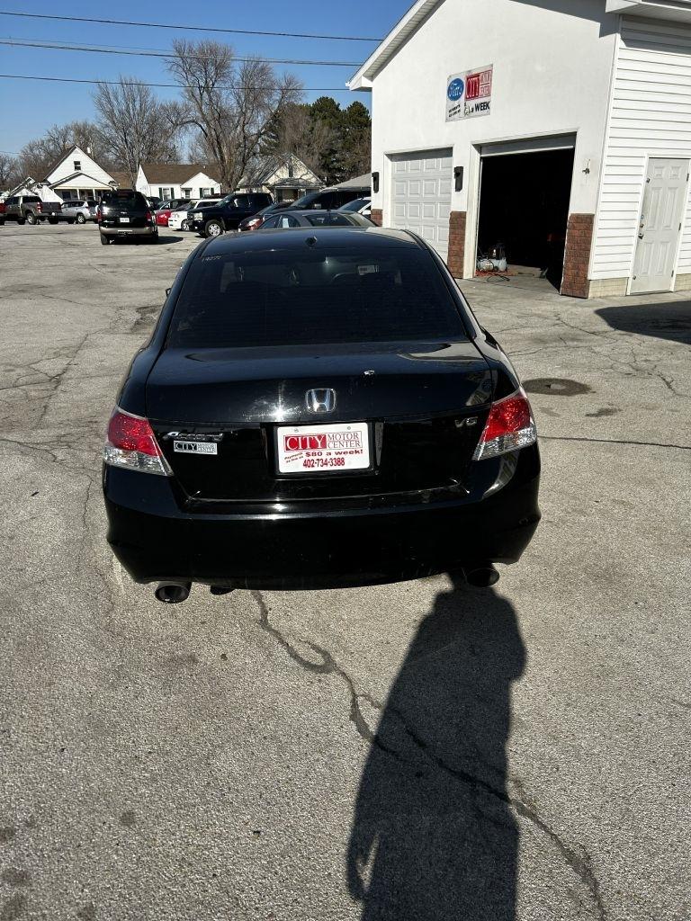 Honda Accord EX-L V-6 Sedan AT 2009